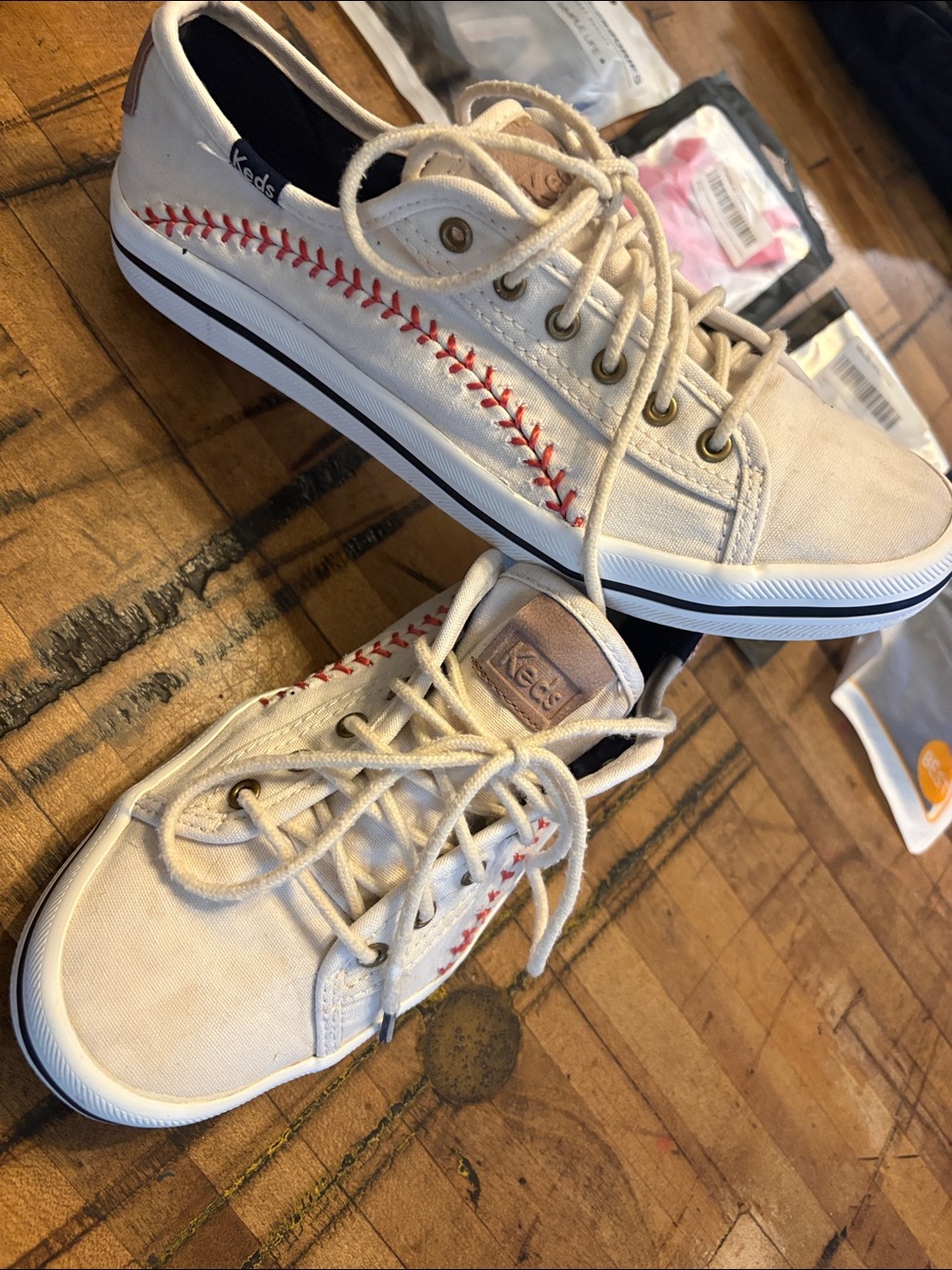 Keds kickstart pennant Sneakers with stitching sz 7 EUC with choice of laces